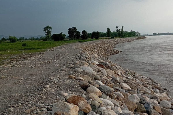 नारायणीमा ६०.५ किलोमिटर तटबन्धन